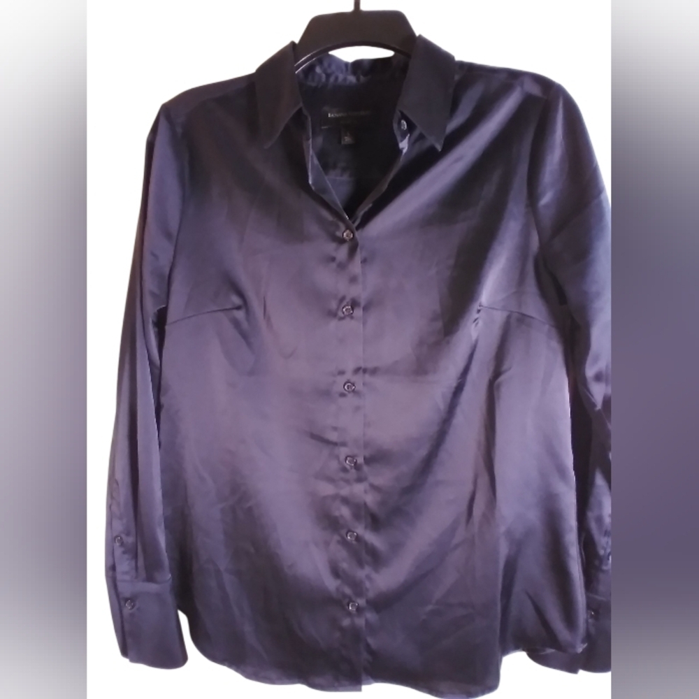 Banana Republic Womens Classic Fit black Silky Feel Shirt Size S Workwear Casual